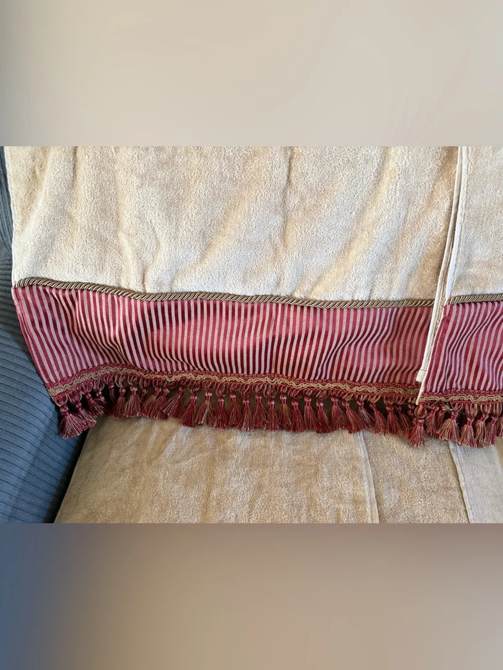 Lot of 6 VTG Artimino Luxury Cream Bath Towel Set Burgundy Stripe Trim Tassels